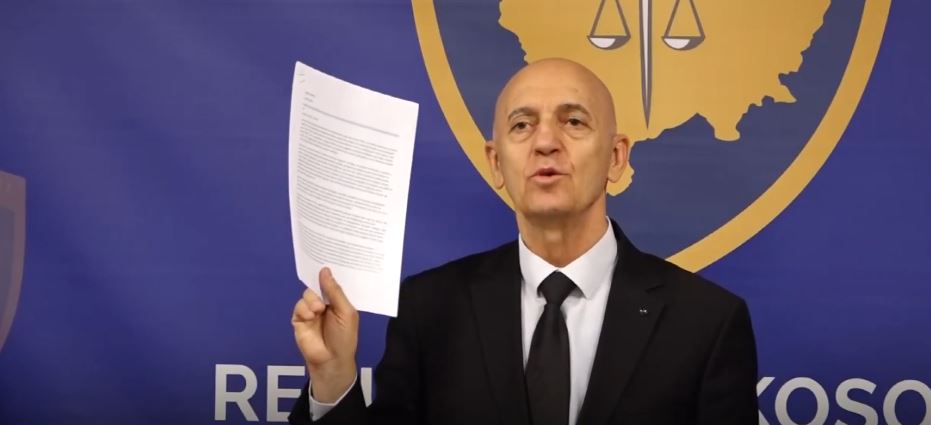 Kryeprokurori Kelmendi: Kurrë s’kam qenë në Reçak, ndihmova UÇK-në (VIDEO)