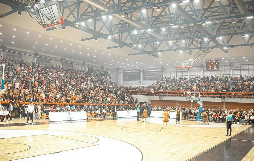 Beteja e të pamposhturve, Bashkimi po e mund Pejën