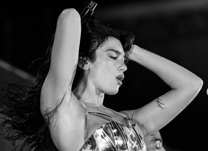 Dua Lipa elektrizoi Brazilin: E adhurova çdo moment që kalova këtu