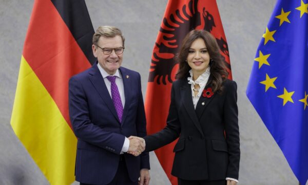 Pas vizitës në Shqipëri, kryediplomati gjerman thotë se asnjë vend s'është orientuar më fuqishëm drejt BE-së