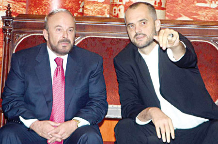 Edi Rama ndan një video lamtumire për liderin historik të socialistëve, Fatos Nanon (VIDEO)