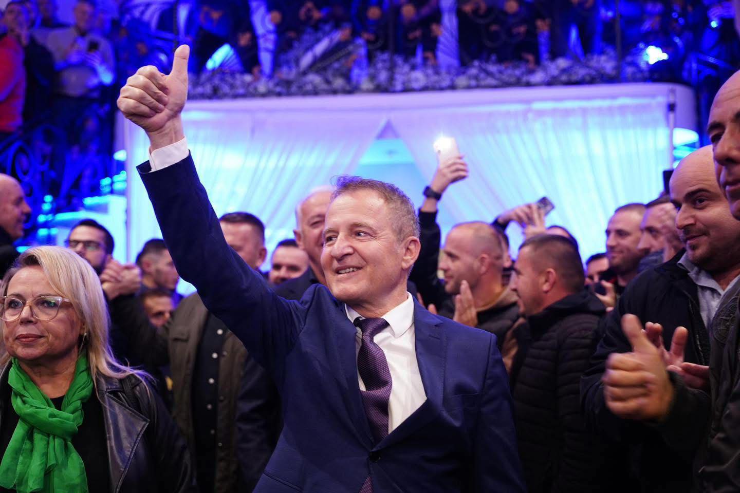 Idrizi pas fitores  Ia dedikoj çlirimtarëve që padrejtësisht po mbahen në Hagë