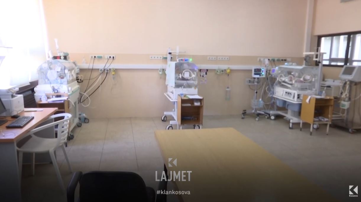 Trendi shqetësues: Rreth 1500 foshnje më pak këtë vit (VIDEO)