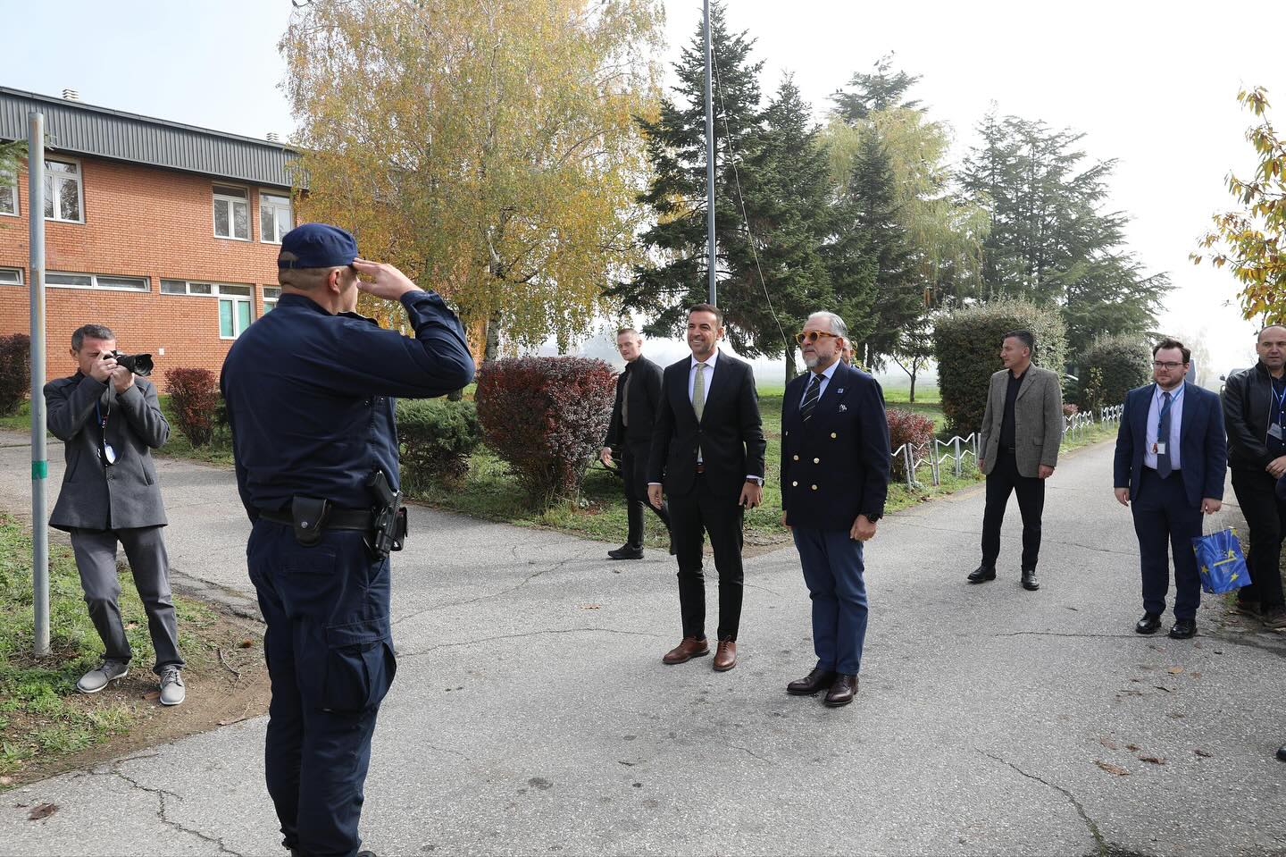 Shefi i EULEX it viziton Shërbimin Korrektues të Kosovës