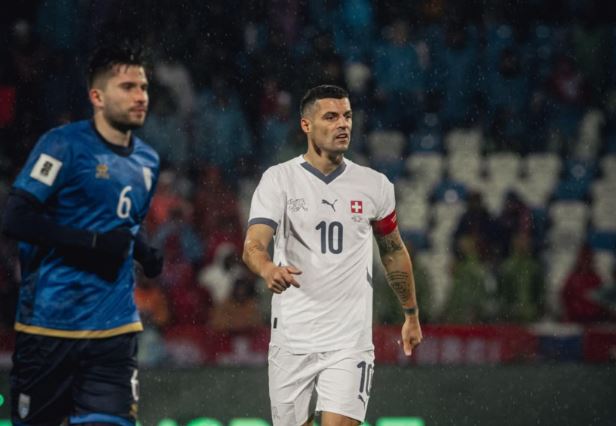 U fishkëllua nga tifozët në "Fadil Vokrri", Xhaka: Kjo ishte gjëja e fundit që kam pritur
