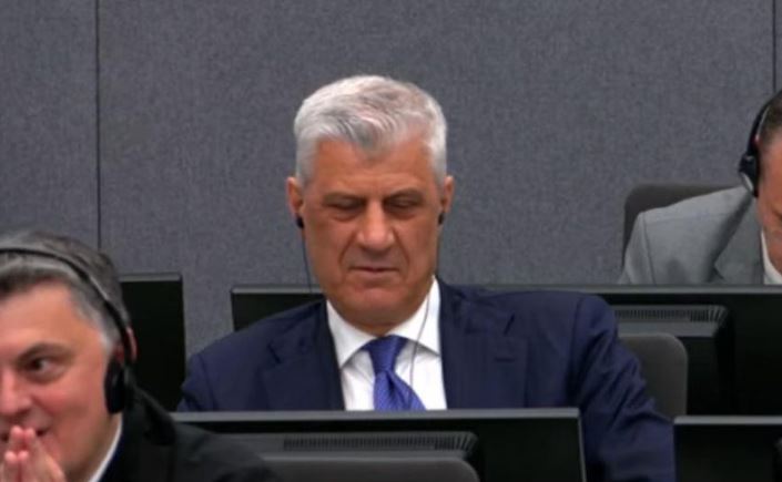  Lufta e UÇK së sikur ajo e Peleponezit   Thaçi mezi mban të qeshurat me përgjigjen e Hillit