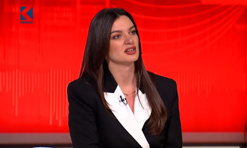 vetevendosje-behet-gati-per-zgjedhje-te-reja-flet-jeta-statovci-video