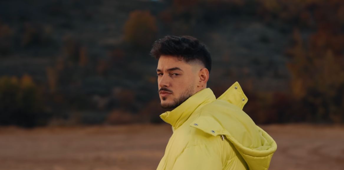 Leo e publikon këngën "EX" (VIDEO)