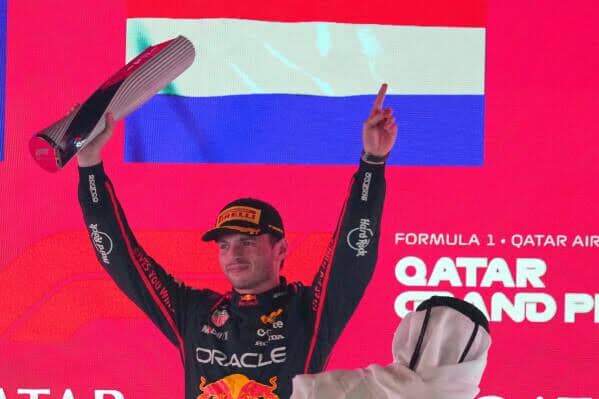 Verstappen triumfon ne Qatar  titulli vendoset ne Abu Dhabi