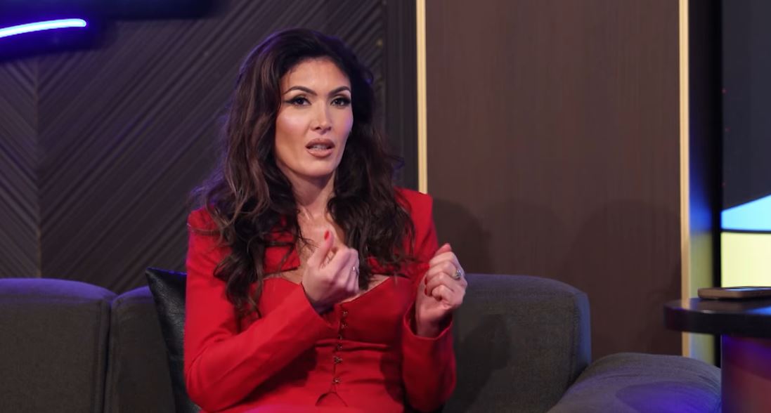 Nora në emisionin e Robertit tregon momentet e vështira në karrierë  Fejesa si 22 vjeçare  martesa 