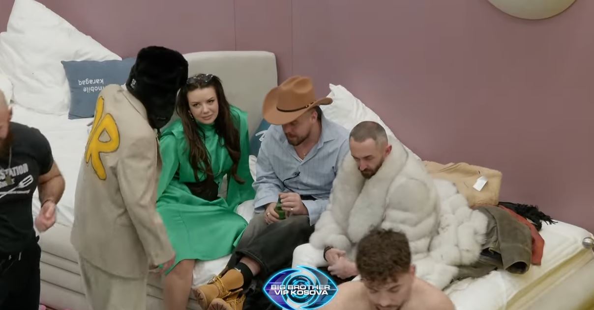 Ja për cilin banor e shprehu Sasa haptazi pëlqimin e saj (VIDEO)