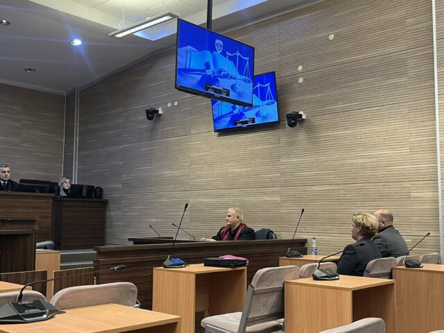 Ish-nënkryetari i Kllokotit dënohet me 1 vit burgim, përmes kërcënimit siguronte vota për Listën Serbe