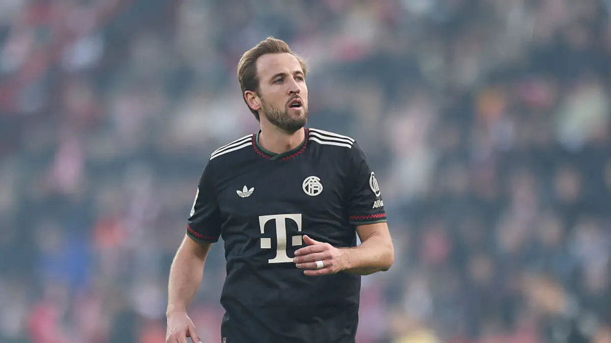 Harry Kane zëvendësues i Lewandowskit te Barcelona 