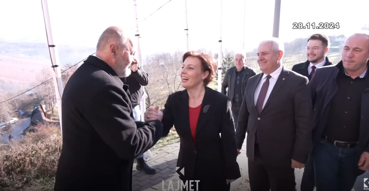 Huqjet festive  Basha e Gërvalla të dobët në histori  VIDEO 