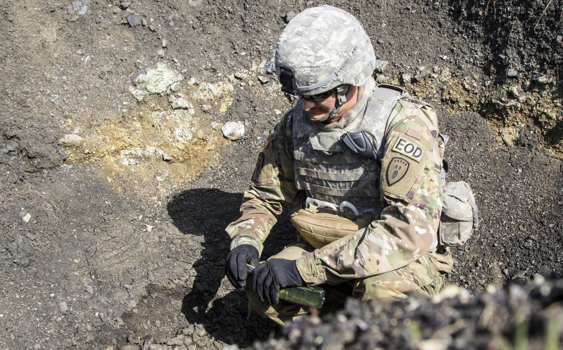 Gjendet një granatë dore në Podujevë  ndërhyn KFOR i dhe FSK ja   dy të arrestuar
