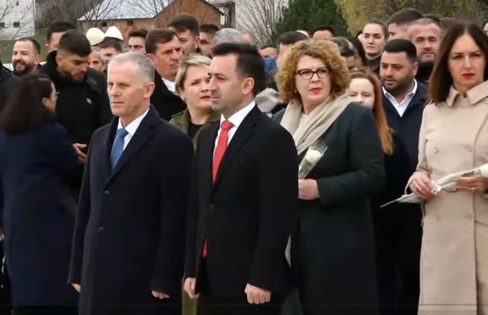 levizja-vetevendosje-ben-homazhe-ne-prekaz