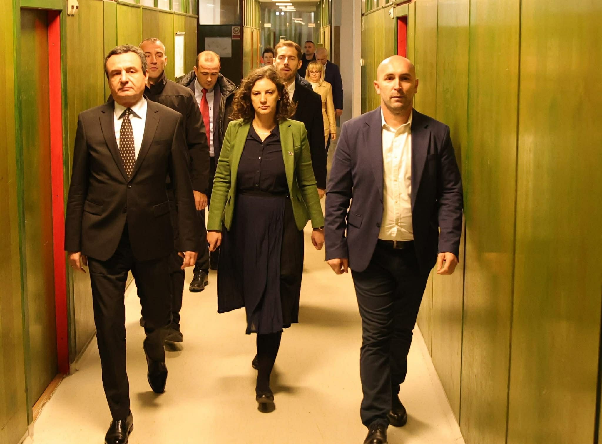 ekskluzive-shkarkohet-drejtori-i-termocentralit-kosova-b-ne-kek