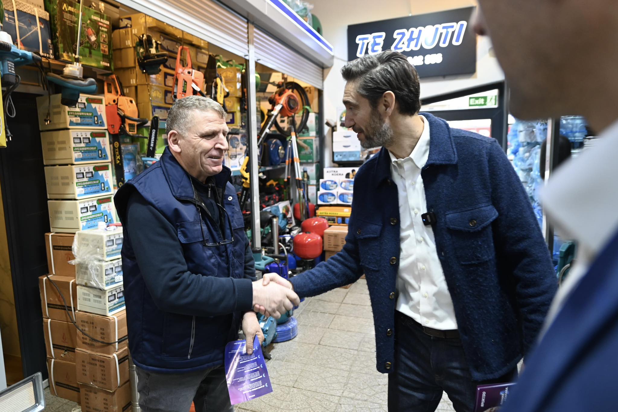 Ismaili nga Gjilani: Programi i Bedri Hamzës i ulë çmimet dhe faturat e energjisë elektrike