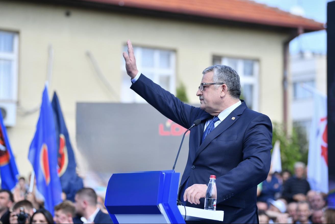 veliu-i-pergjigjet-abdixhikut-ju-mbani-pergjegjesi-per-mosperfshirjen-time-ne-liste