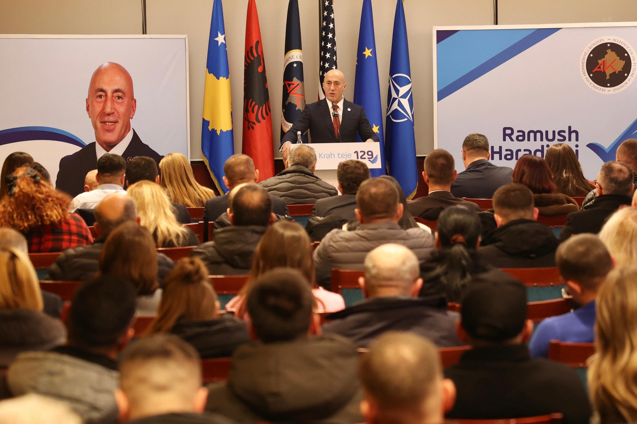 Haradinaj thekson rolin e Prizrenit gjatë prezantimit të kandidatëve të AAK së