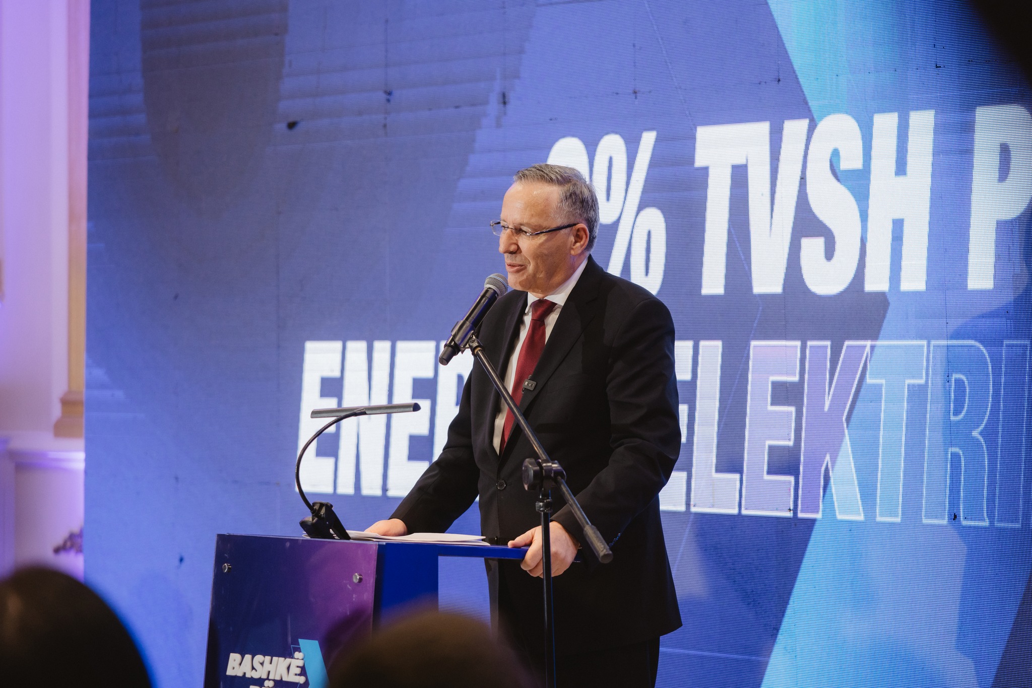 Hamza  TVSH zero për produktet esenciale  çmime më të lira dhe lehtësim i drejtpërdrejtë për familjet  VIDEO 