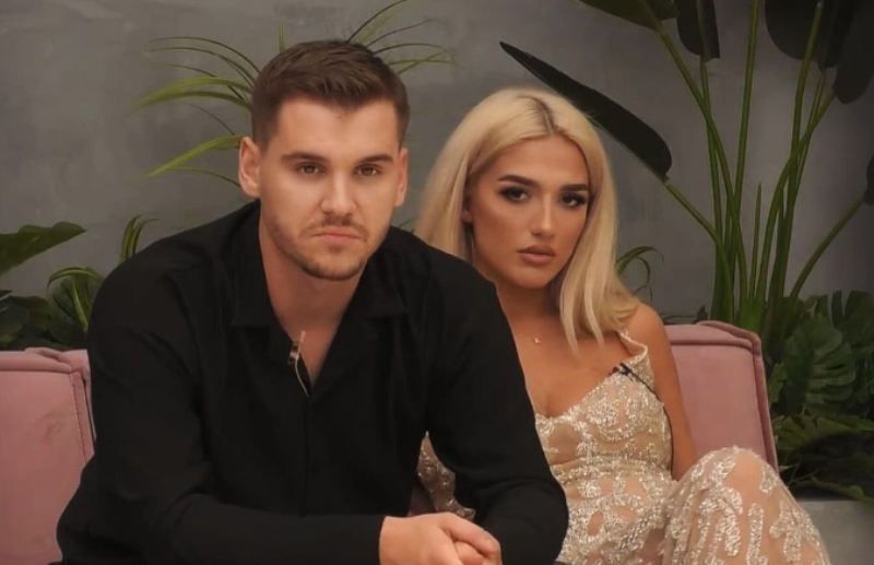 Adrit dhe Ilirianës u vidhet vetura në Maqedoninë e Veriut  kërkojnë ndihmë për ta gjetur