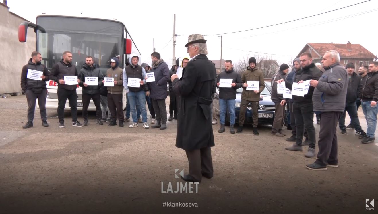Protesta në Prugoc: Zhvendoset rrethrrotullimi për dostin e ministrit Durmishi (VIDEO)