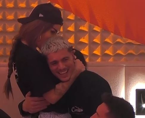 londrimi-ne-siklet-pasi-bia-e-puth-ne-qafe-video