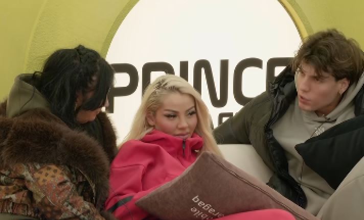 Klodi me pëlqim për Benitën   VIDEO 