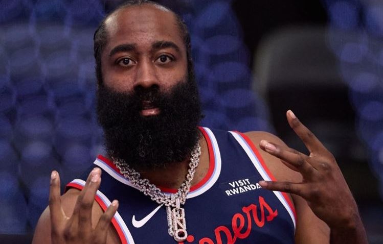 Harden bëhet koshashënuesi i 10-të më i mirë në historinë e NBA-së