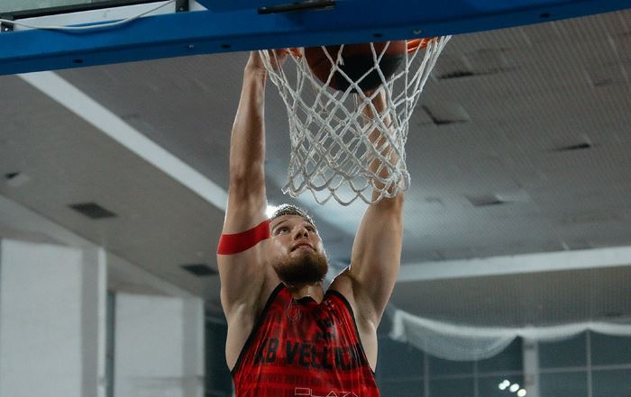 Kryhet çereku i parë  Vëllaznimi po e mund Trepçën në Minatori