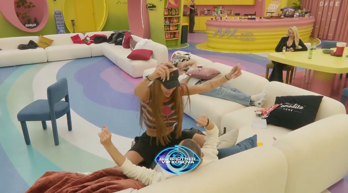 bia-i-dedikon-arditit-nje-vallezim-sensual-per-mua-ky-kercim-eshte-lifestyle-video