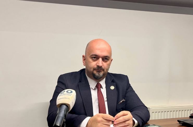 Shala  Arrestimet në Serbi janë mesazh politik  mbyllja e kufirit do të dëmtonte Kosovën