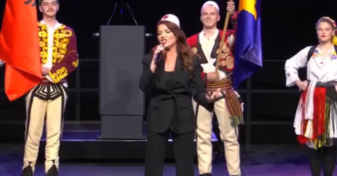 Këndoi frazën  Jam Albini  pushkë me qitë   Sibel Halimi i reagon Edona Llalloshit