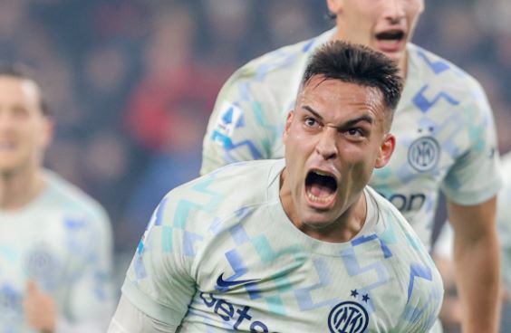 Interi i pari pasi fiton te Genoa