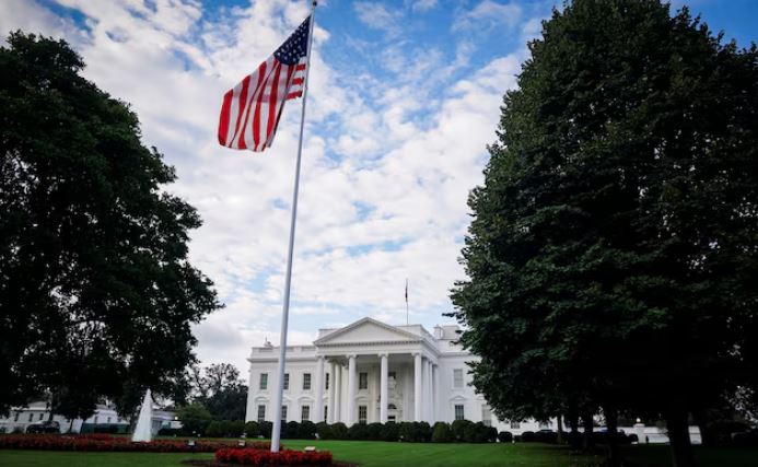 Trump vendos kufizime të reja për hyrjen e shtetasve të huaj në ShBA