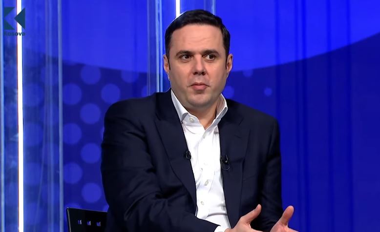  Kemi të bëjmë me një sekt që ekziston veç për sharje   Abdixhiku për VV në  VIDEO 