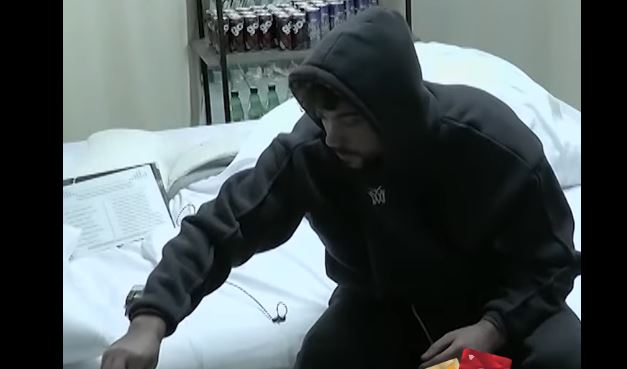 shfaqen-pamje-te-toneyt-nga-shtepia-kapsule-video