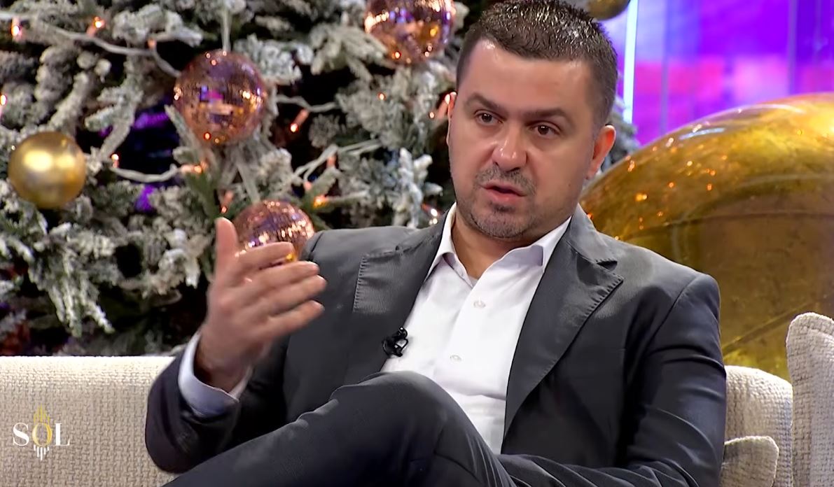 Prelvukaj  Në politikë nuk jam si artist  në pranverë marr titullin doktor shkence  VIDEO 