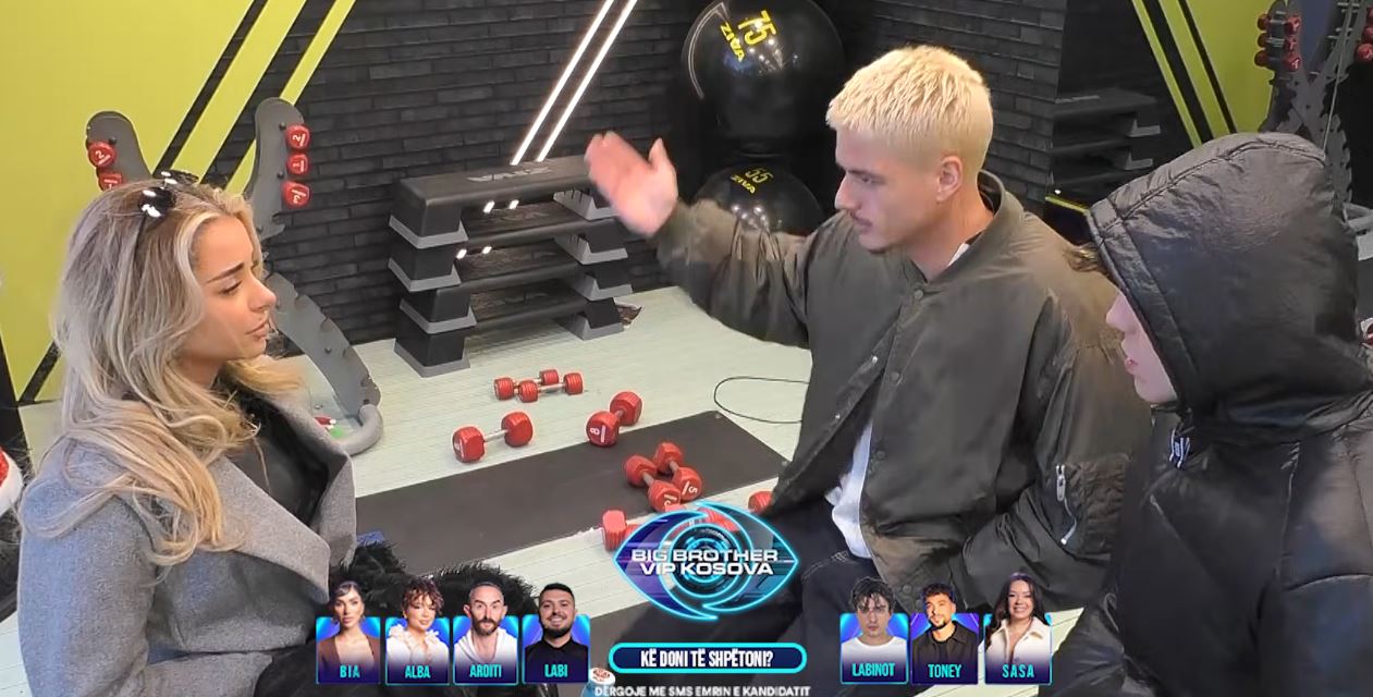  A i ke thënë Klodit se jam dashuru në të    Elijona pyet Londrimin  VIDEO 