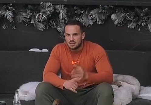 Edi uron Krishtlindjen: Paçi shëndet, fat dhe lumturi në jetë (VIDEO)
