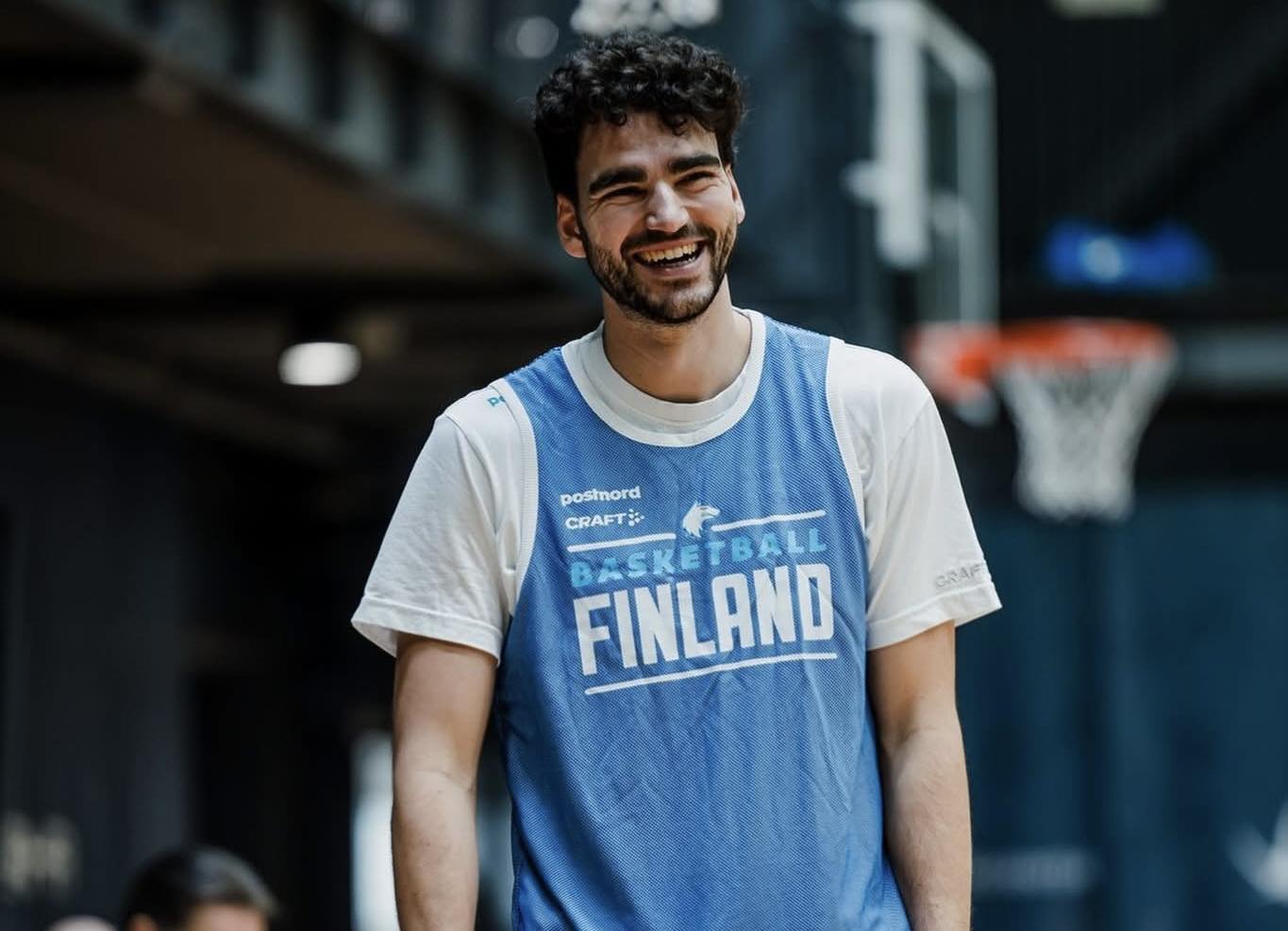 Edon Maxhuni shkëlqen me 20 pikë në fitoren madhështore të Finlandës ndaj Francës