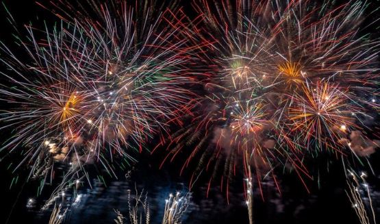 Ndalohen fishekzjarret në Prizren  VIDEO 