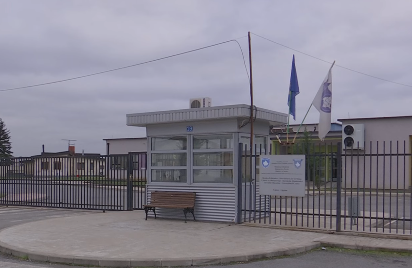  Burgu  i Lipjanit  Të miturit arratisen nga qendra korrektuese  kapen në afërsi  VIDEO 