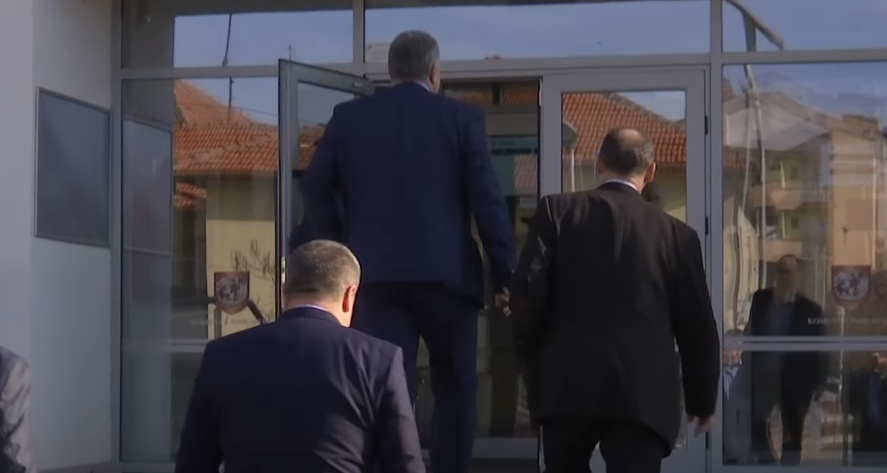 Kush u fut  kush mbeti jashtë dhe kush ndryshoi krah për zgjedhjet e 28 dhjetorit   VIDEO 