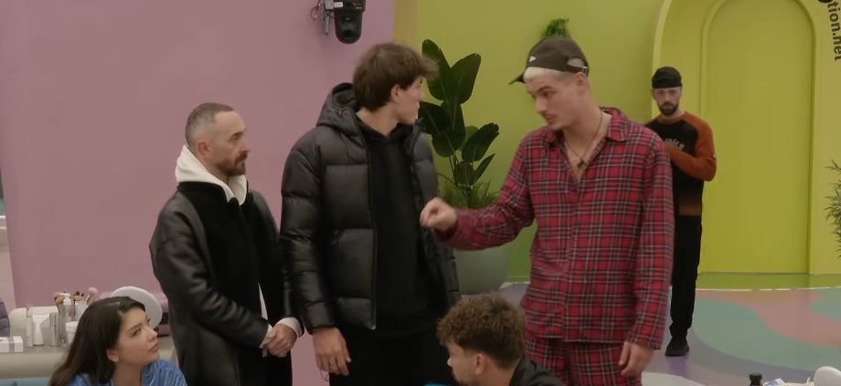 Londrimi pretendon se u ngacmua nga Labi për orientimin seksual: A po ju doket në rregull? (VIDEO)