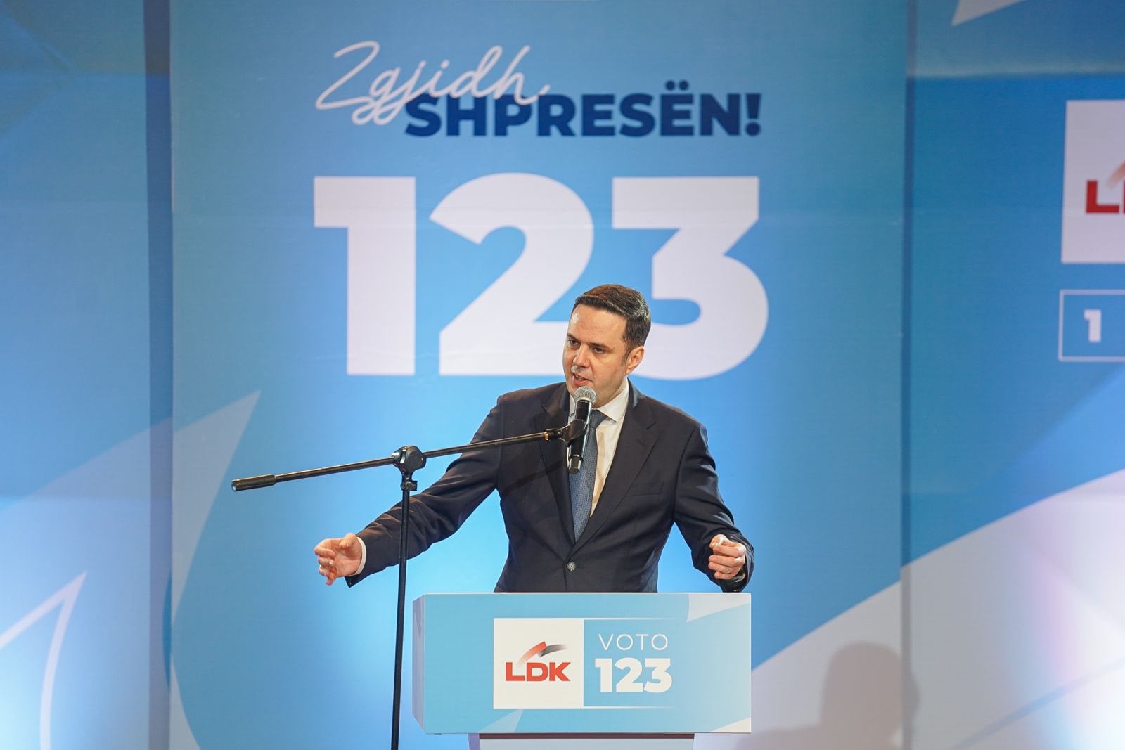 Abdixhiku nga Klina  Korrupsioni qeveritar po bëhet në WhatsApp   është koha e një qeverie të pastër