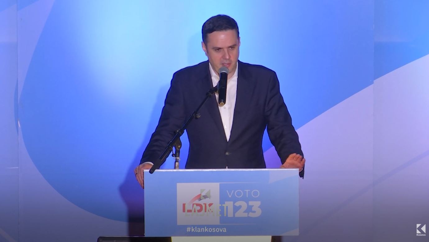 Zotimi i LDK në Vushtrri  Me ne s shtrenjtohet rryma  i hiqet TVSh ja  VIDEO 