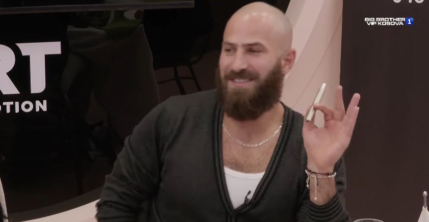 Nailir flet për pëlqimin ndaj Hygertës: Kam turp t’ia shpreh në sy (VIDEO)