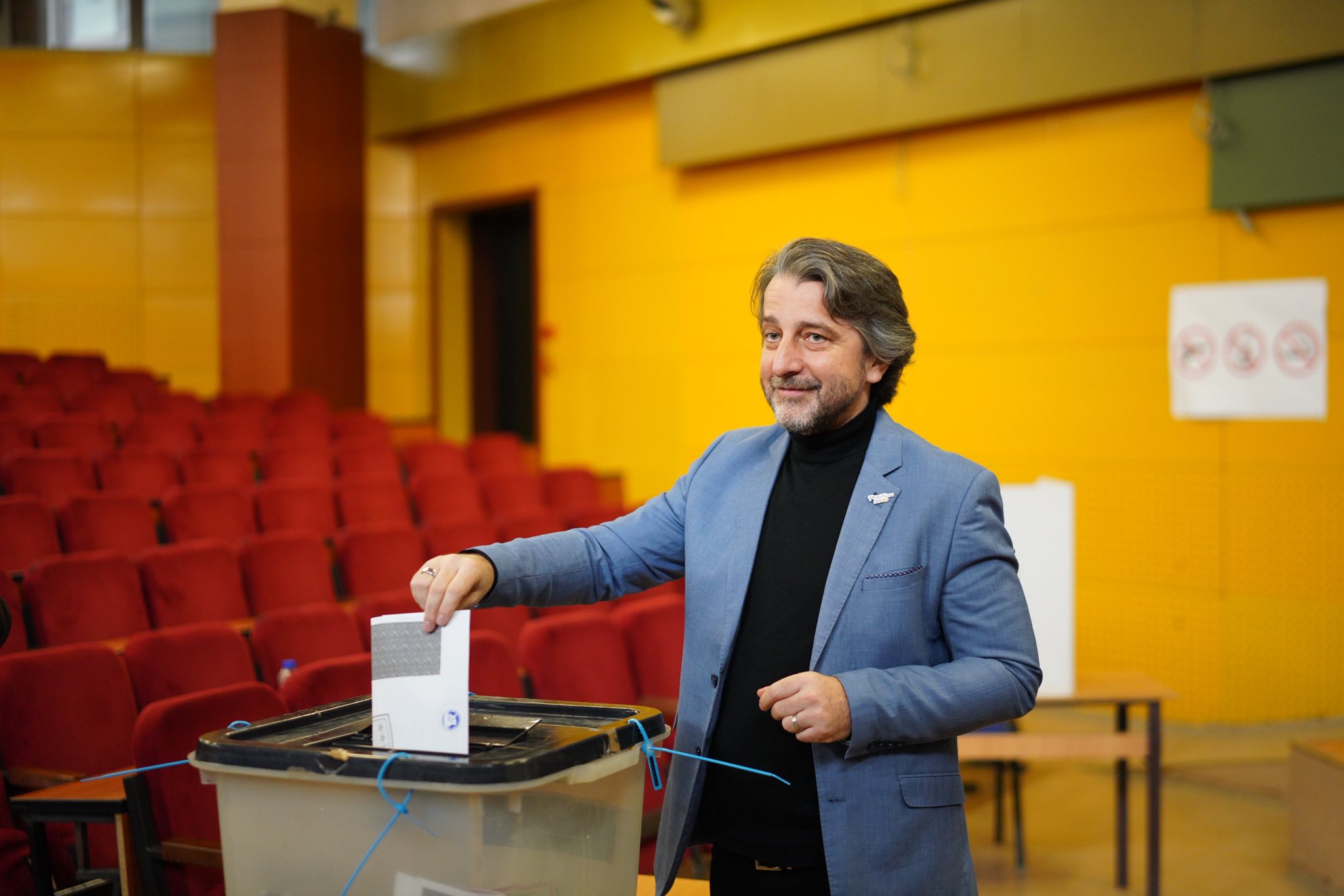 Rama hedh votën: Sot është një ditë e mirë për Kosovën